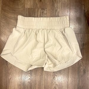 Ci soon athletic shorts with high waist- size medium